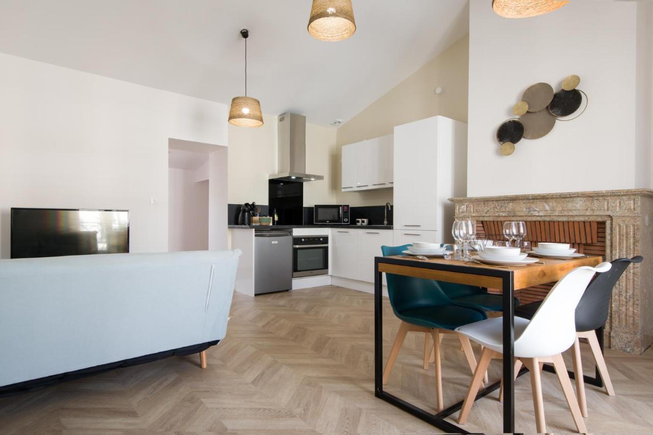 Magnifique T2 Classe Trois Etoiles, Hypercentre Rochefort, Arrivee Autonome Eksteriør billede
